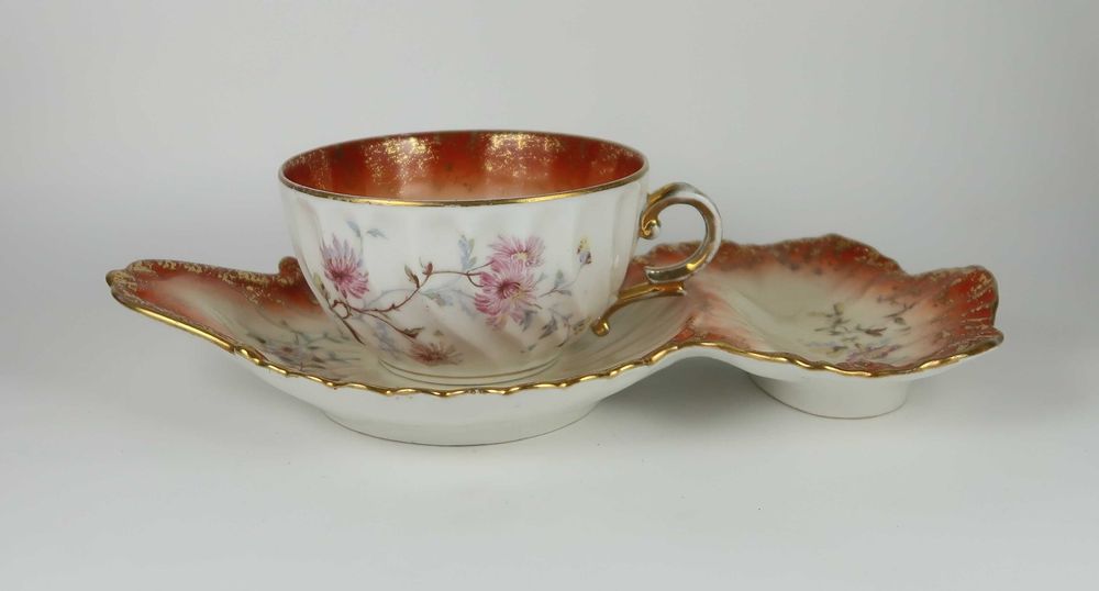 Chávena Almoçadeira Porcelana Europeia Séc. XIX/XX