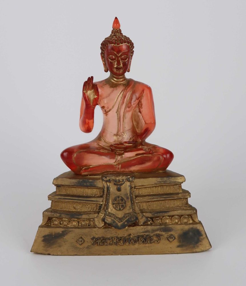 Buda Tibetano em Resina Ambar Transparente
