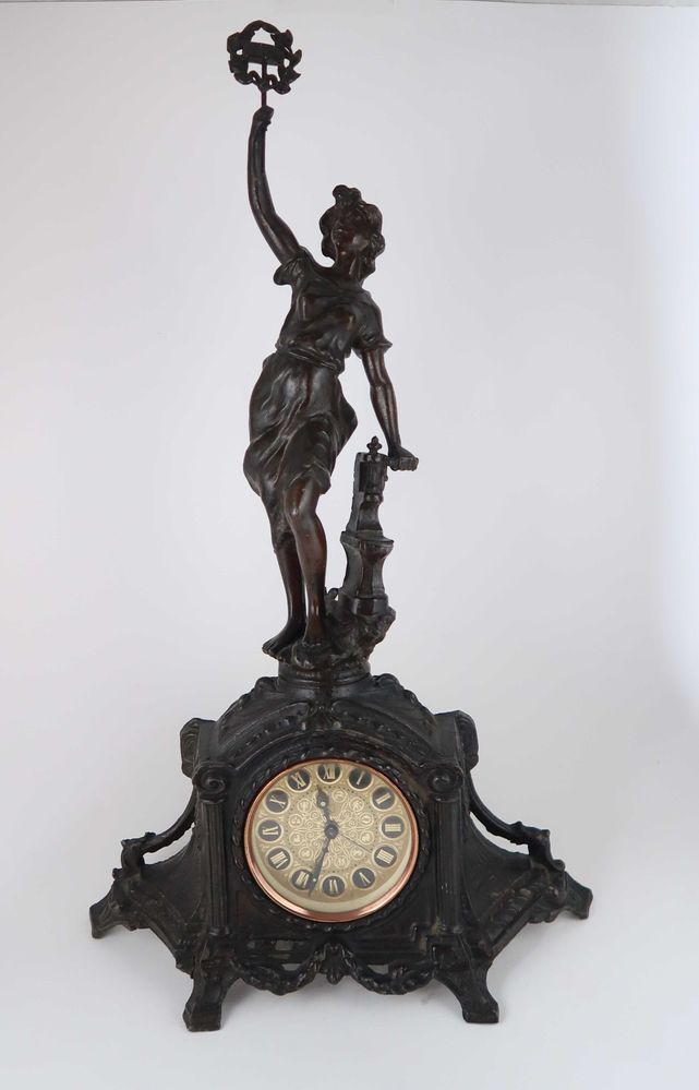 Escultura Francesa Arte Nova - L´Industrie - 54 CM