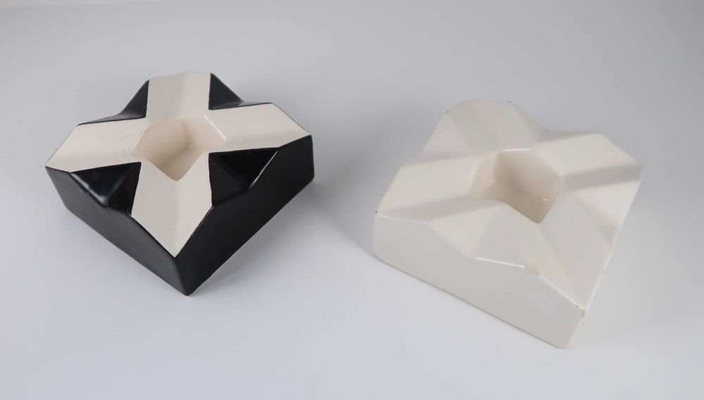 2 Cinzeiros Repro de Vlastislav Hofman - Modernismo / Cubismo