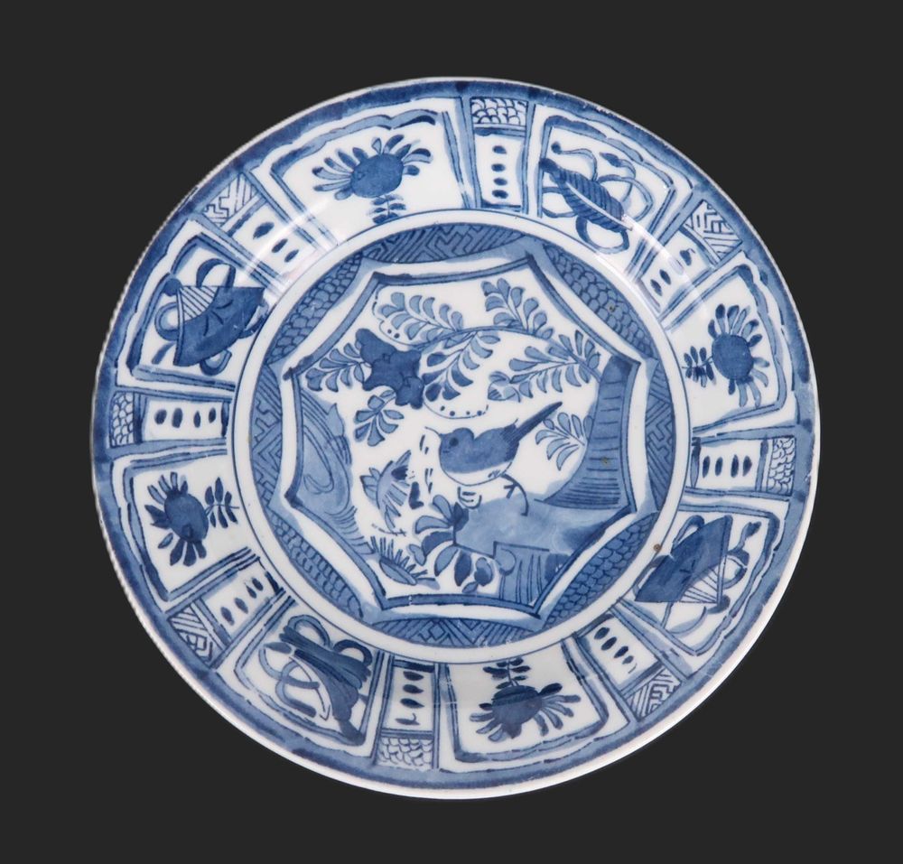 Prato porcelana azul e branca da China