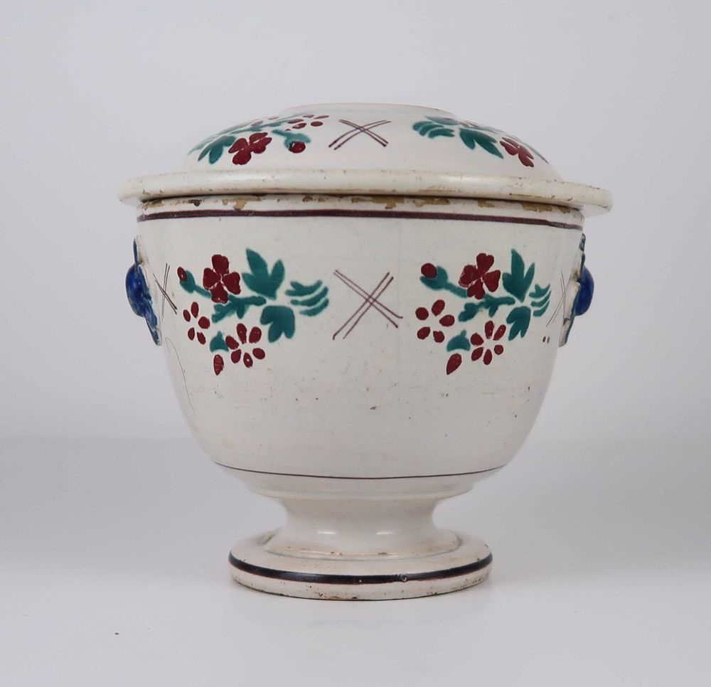 Taça com tampa faiança Portuguesa Séc. XIX